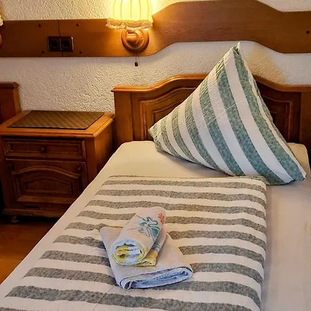 Monteurzimmer Passau Workers * Zwoelfling